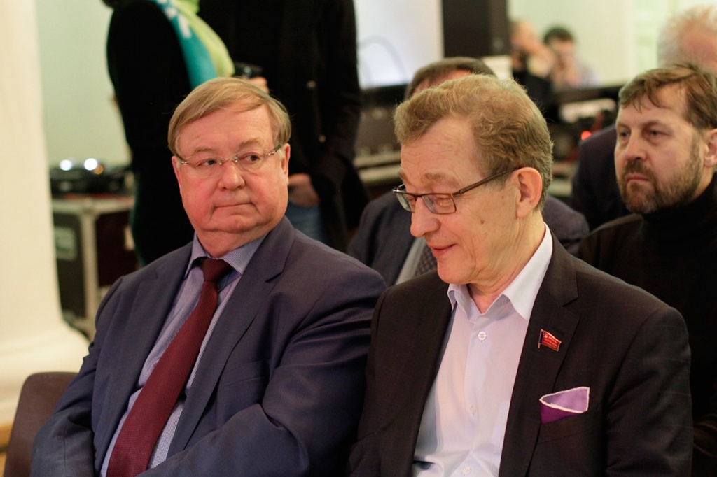 Президент Российского книжного союза Сергей Вадимович Степашин (слева)
